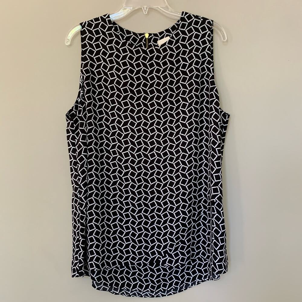 Chico's sleeveless crepe blouse layered front zip back rounded hem size Large